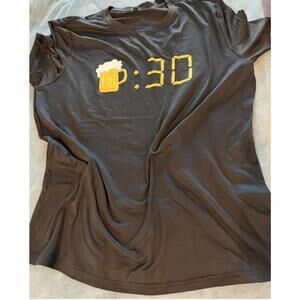 Funny Beer O’Clock T-Shirt Black Size L Graphic Tee Beer Mug :30 Novelty Casual